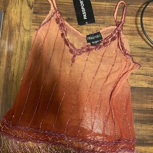 Brand new, never used. With beautiful details and transparency.